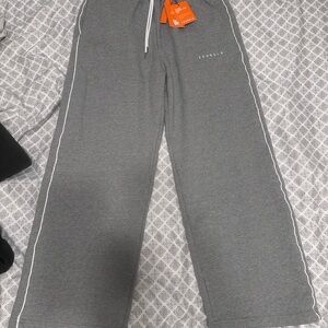 YoungLA THE ORIGINAL SWEATS SIZE MEDIUM GREY (NEW WITH TAGS)